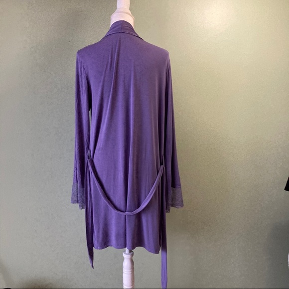 Intimint Robe - Picture 2 of 7